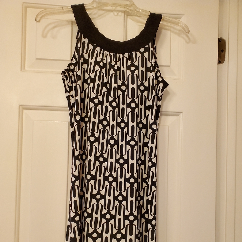 Black and white short retro dress